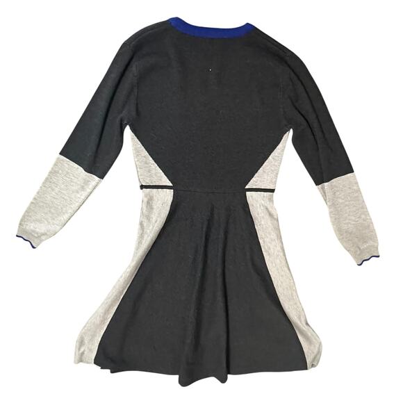 Geometric Sweater Dress - Picture 2 of 4